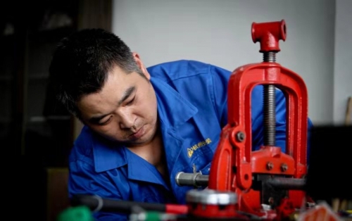 【企业荣誉】这些至尊国际 – 至尊服务,至尊享受人，以“工匠精神”铸造匠心品质